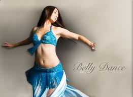 A graceful belly dance 